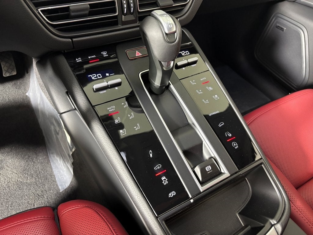 2026 Porsche Macan GTS