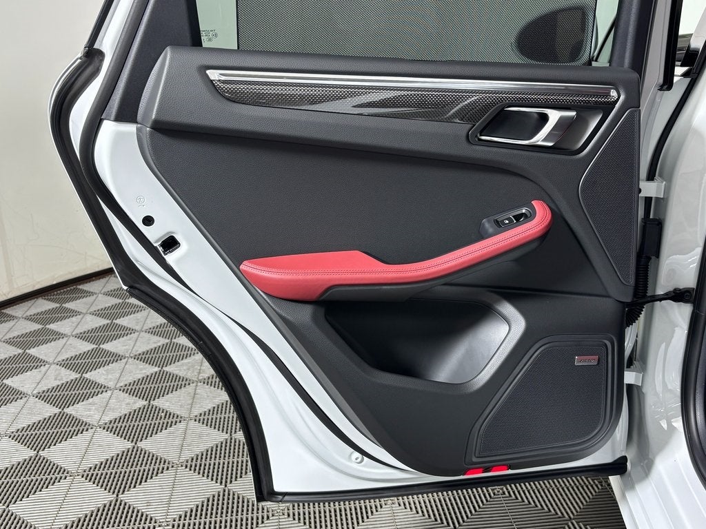 2026 Porsche Macan GTS