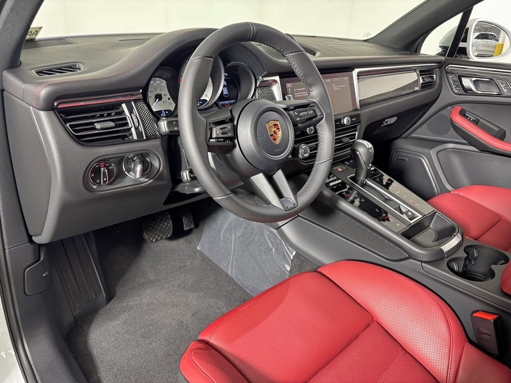 2026 Porsche Macan GTS