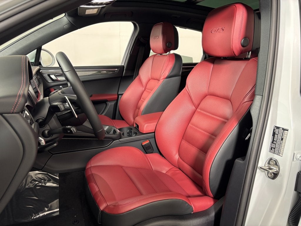 2026 Porsche Macan GTS