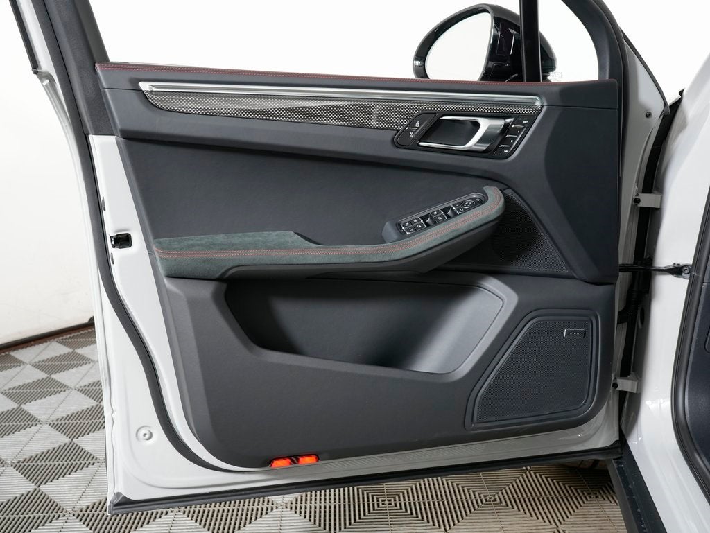 2026 Porsche Macan GTS