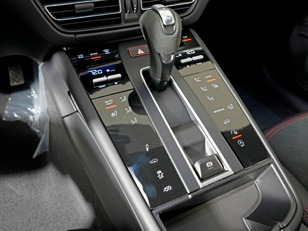 2026 Porsche Macan GTS