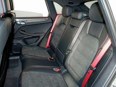 2026 Porsche Macan GTS