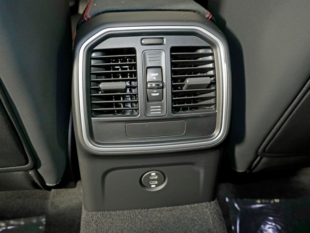 2026 Porsche Macan GTS