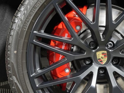 2026 Porsche Macan GTS