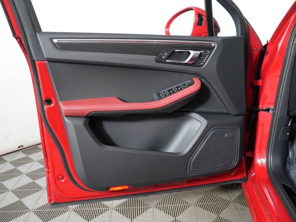 2026 Porsche Macan GTS