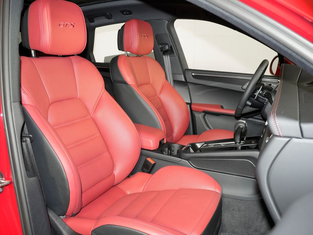 2026 Porsche Macan GTS