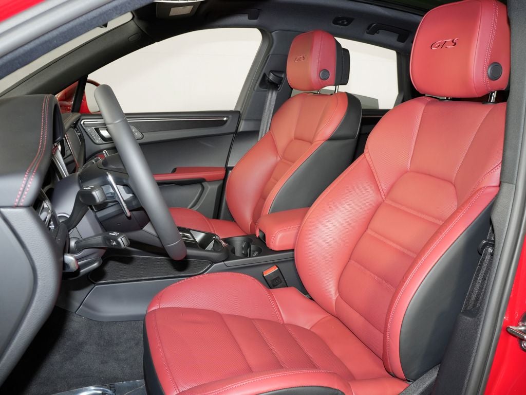 2026 Porsche Macan GTS