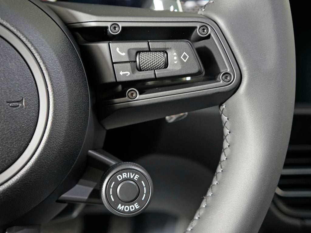 2026 Porsche Macan GTS