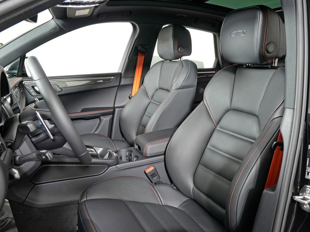 2026 Porsche Macan GTS