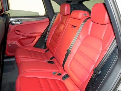 2026 Porsche Macan GTS