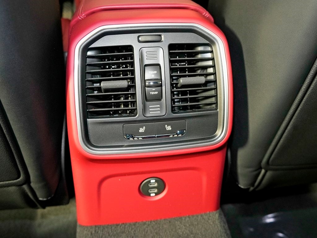 2026 Porsche Macan GTS