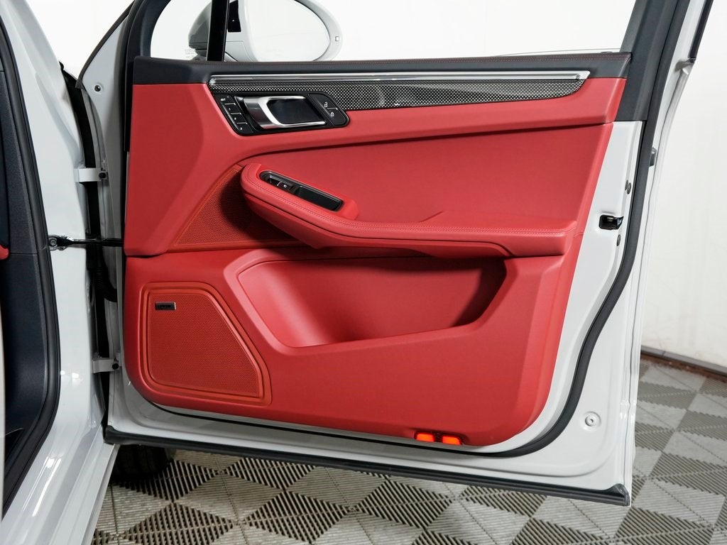 2026 Porsche Macan GTS