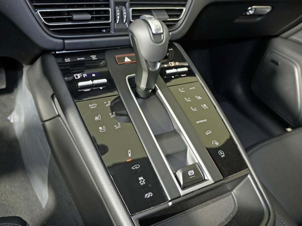 2026 Porsche Macan GTS
