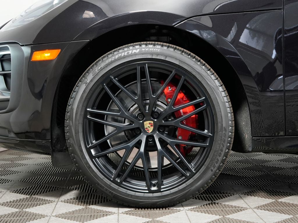 2024 Porsche Macan GTS