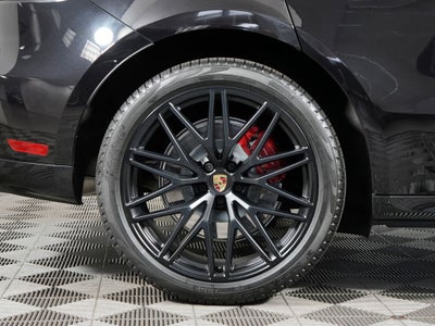 2024 Porsche Macan GTS