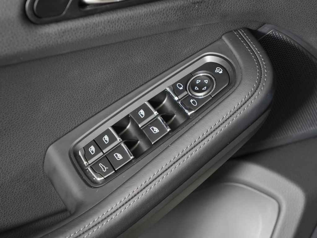 2024 Porsche Macan GTS