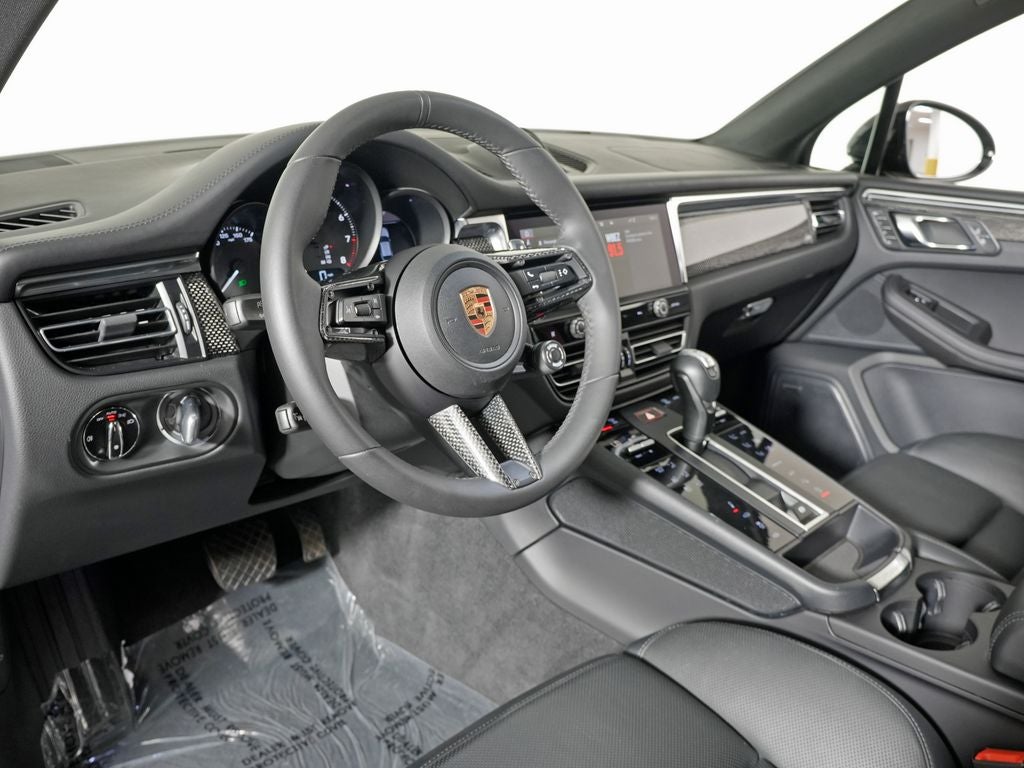 2024 Porsche Macan GTS