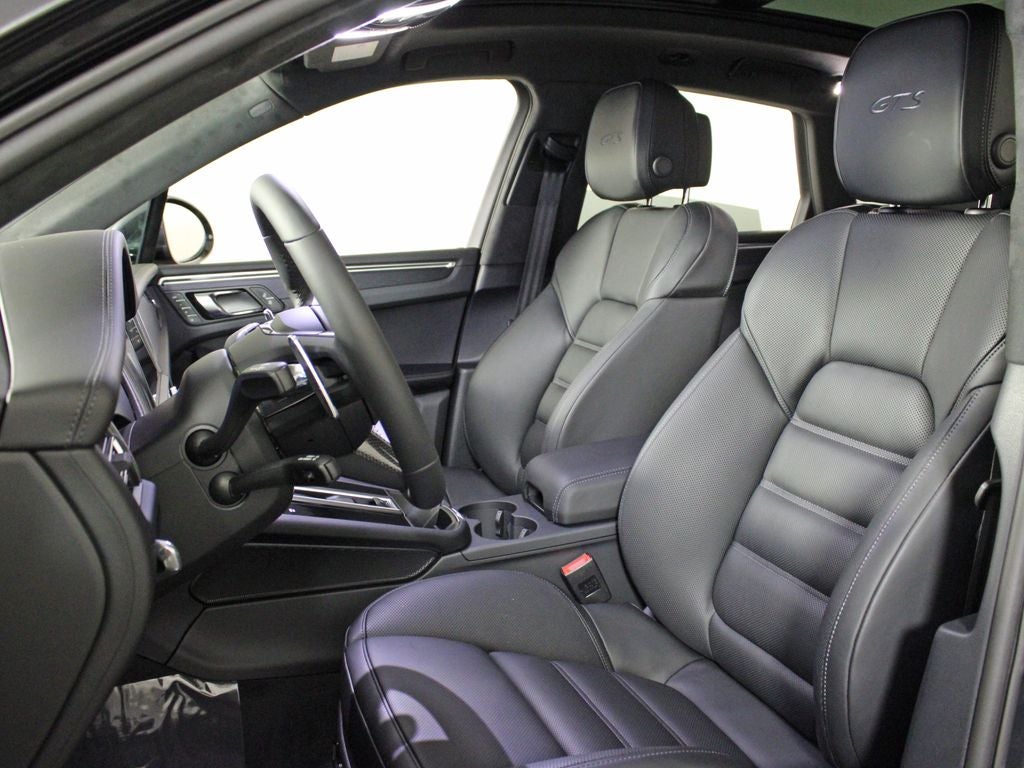 2026 Porsche Macan GTS