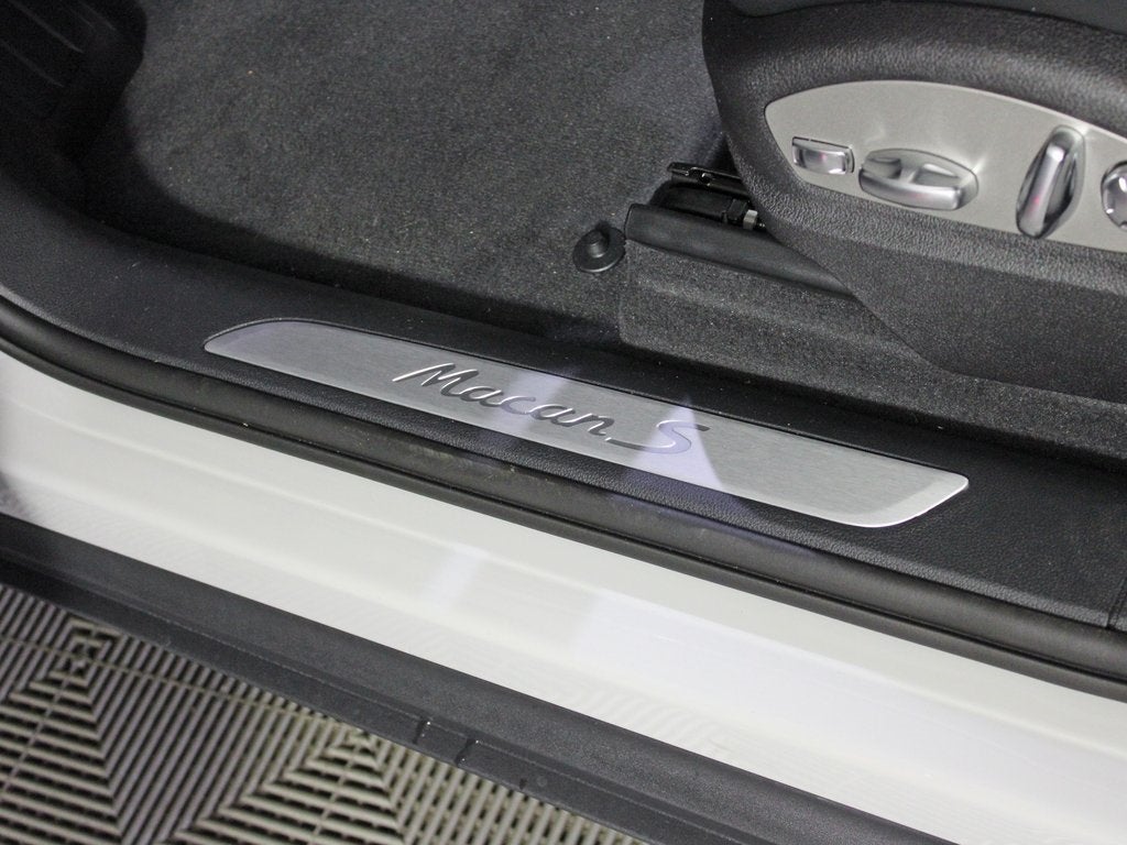 2026 Porsche Macan S