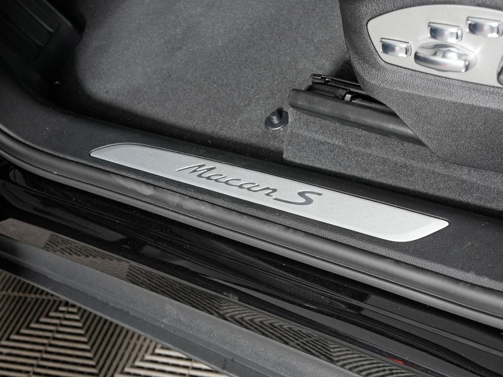 2026 Porsche Macan S