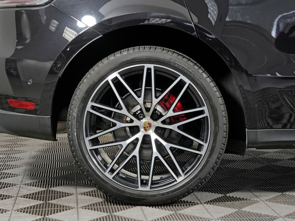 2024 Porsche Macan S