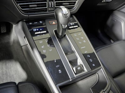 2024 Porsche Macan S