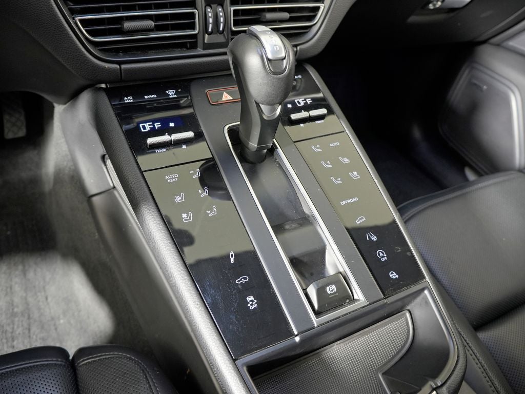 2024 Porsche Macan S
