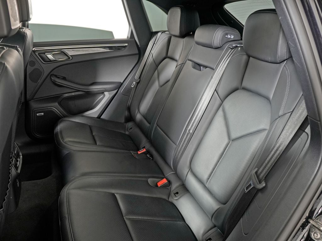 2024 Porsche Macan S