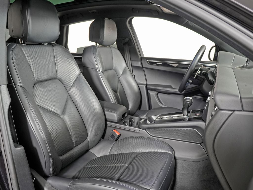 2024 Porsche Macan S