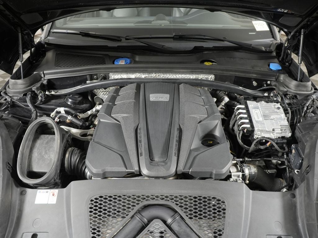 2024 Porsche Macan S