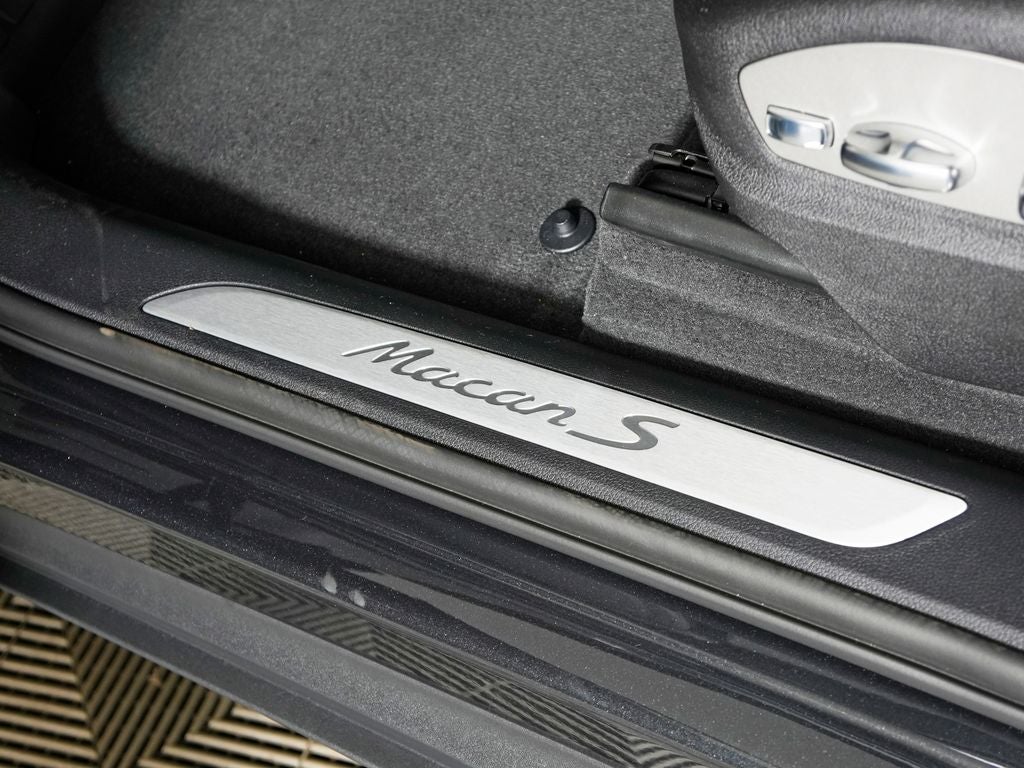 2026 Porsche Macan S