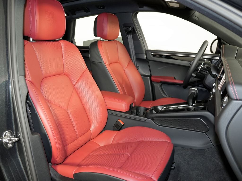 2026 Porsche Macan S
