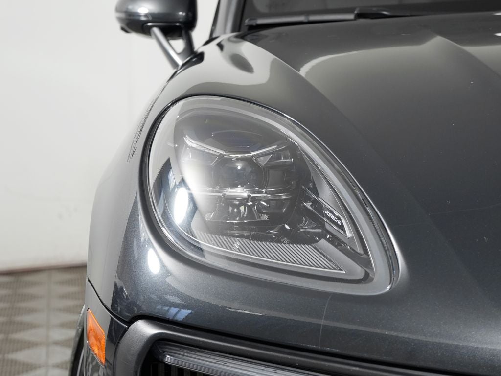 2023 Porsche Macan S