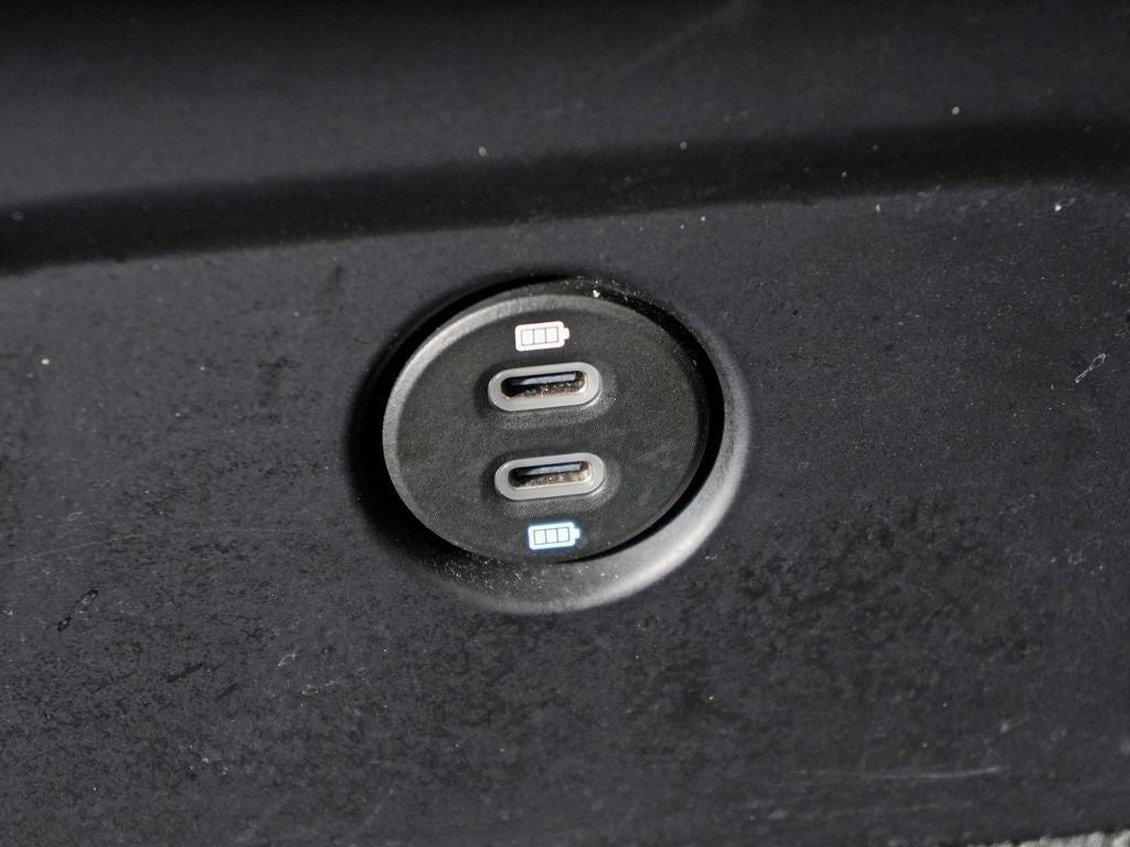 2023 Porsche Macan S