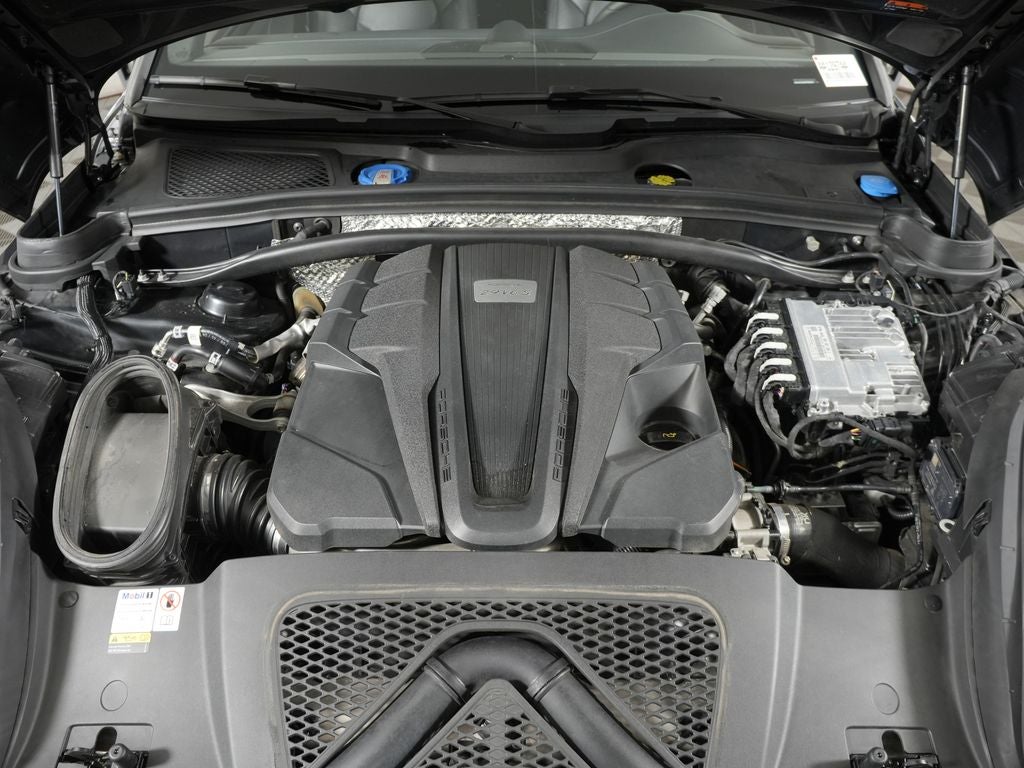 2023 Porsche Macan S