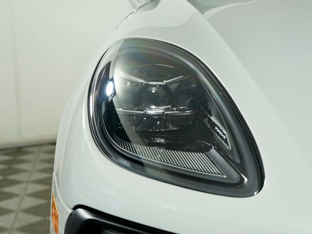 2026 Porsche Macan S