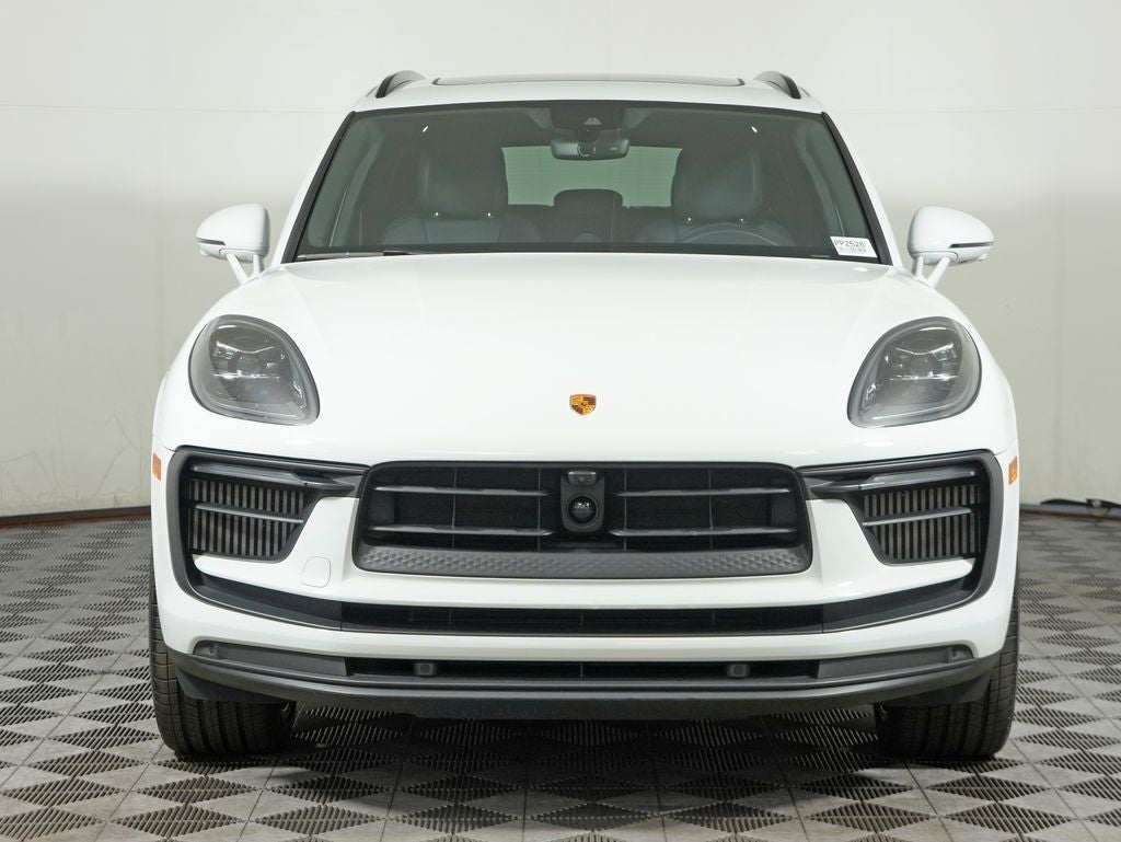 2023 Porsche Macan S