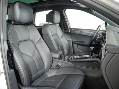 2023 Porsche Macan S