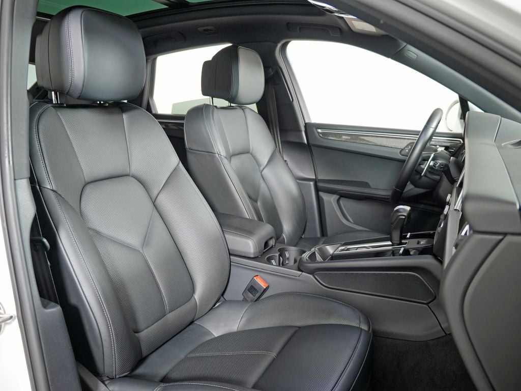 2023 Porsche Macan S