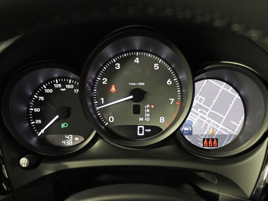 2025 Porsche Macan S