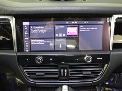 2025 Porsche Macan S