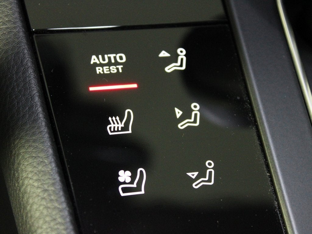 2025 Porsche Macan S