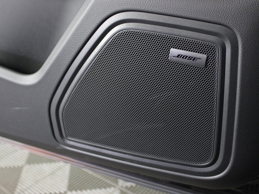 2025 Porsche Macan S