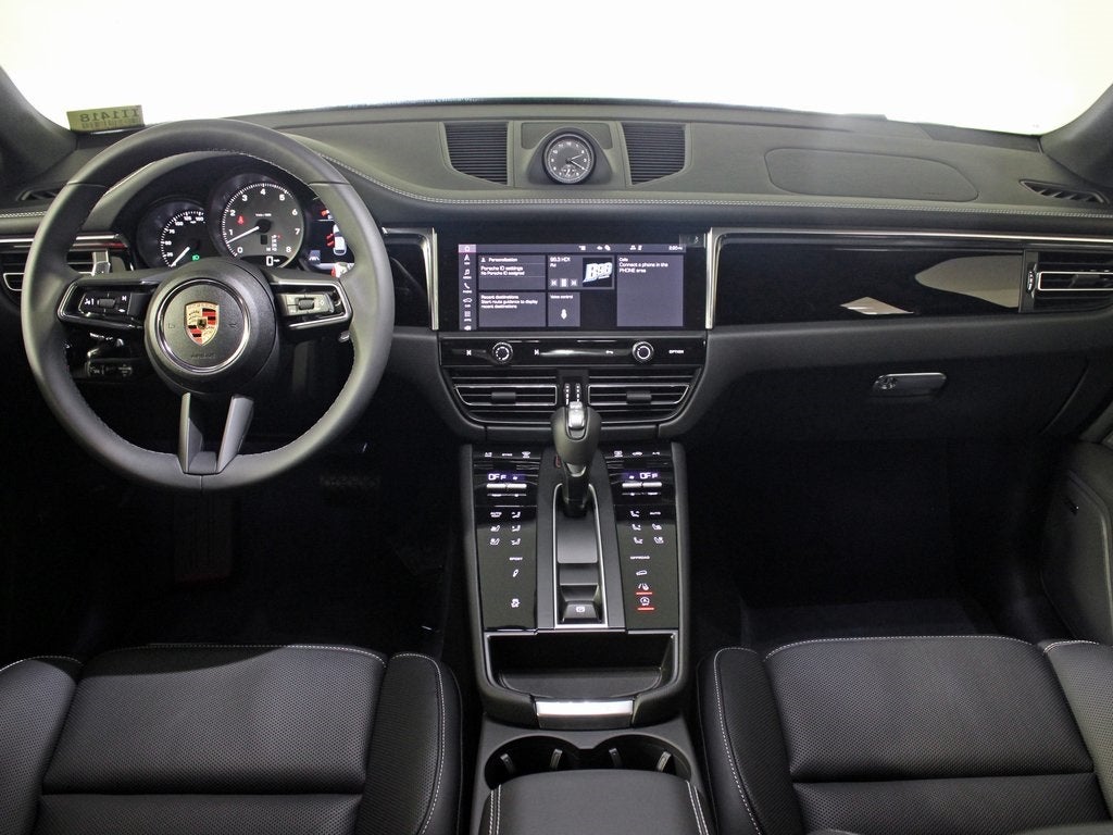 2025 Porsche Macan S