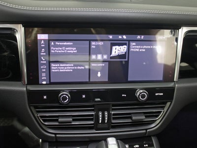 2025 Porsche Macan S