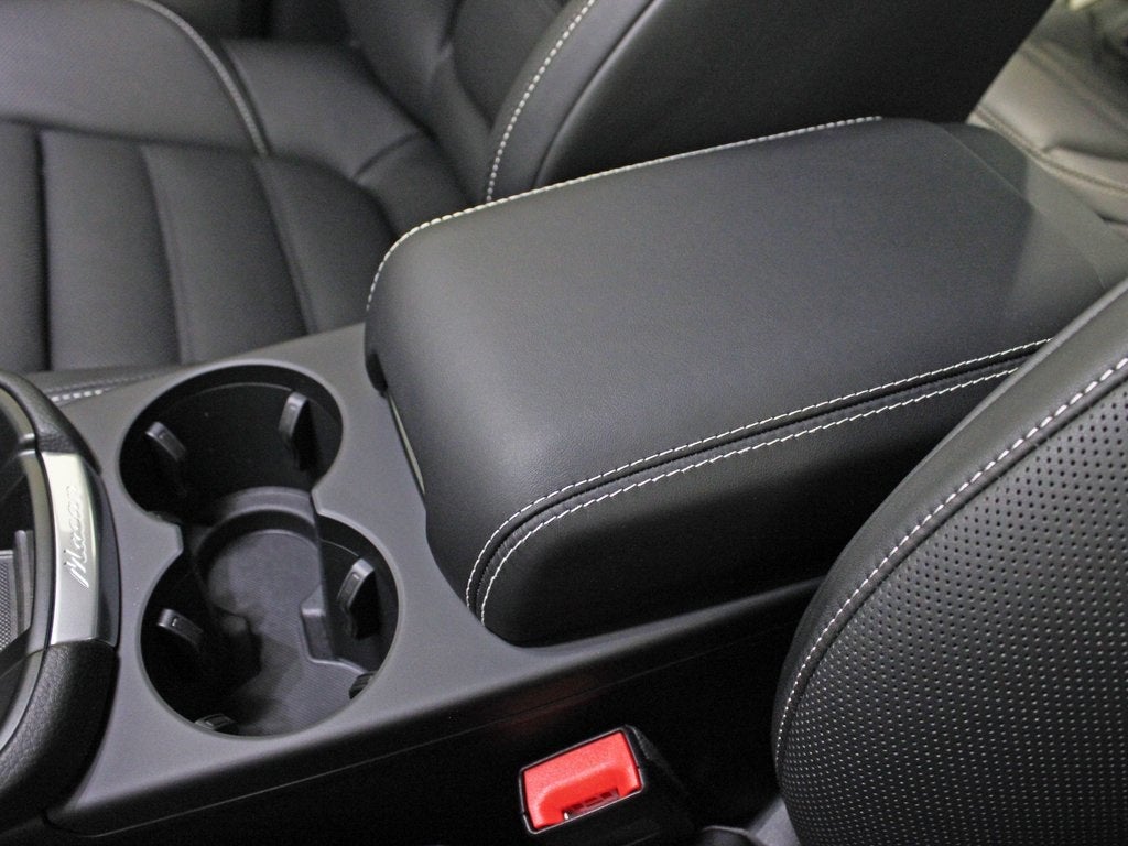 2025 Porsche Macan S