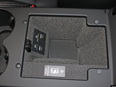 2025 Porsche Macan S