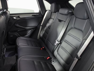 2025 Porsche Macan S