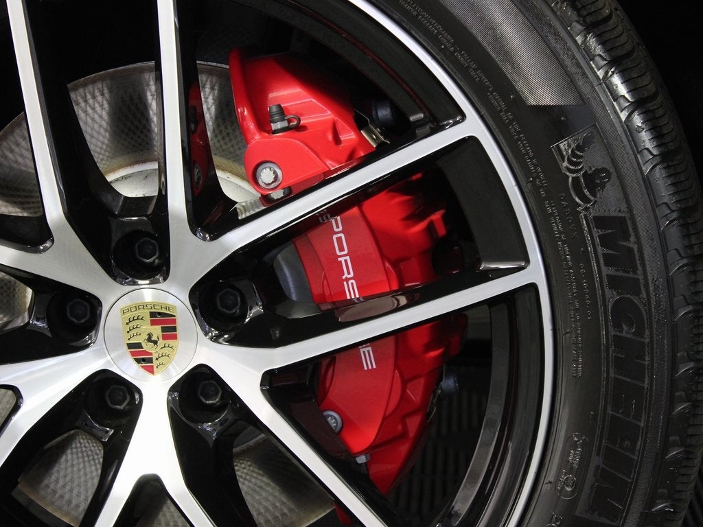 2025 Porsche Macan S